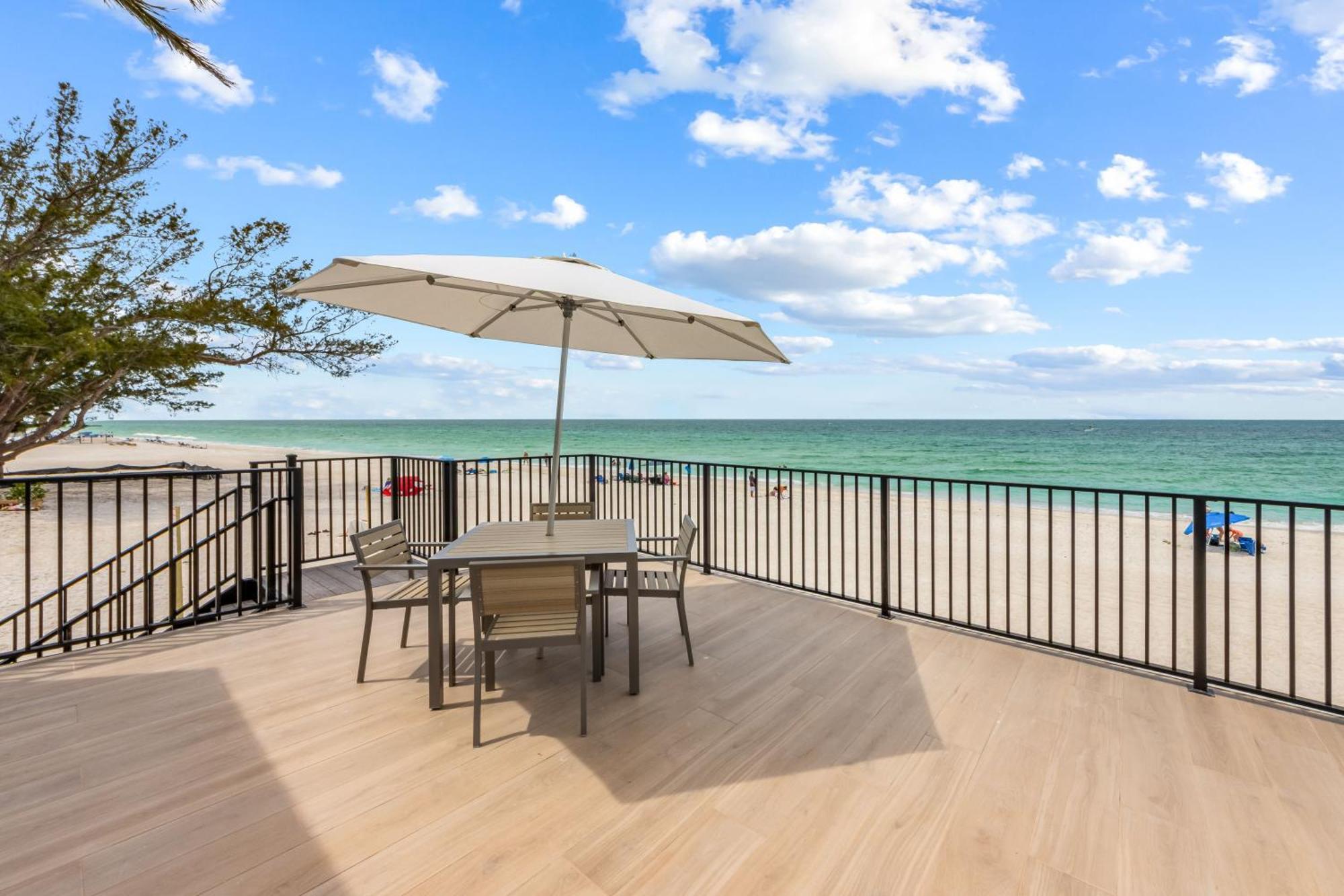Seabreeze At Anna Maria Island Inn Bradenton Beach Buitenkant foto